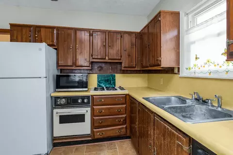 Kitchen - 216 E 3rd St, Chaska, MN 55318 photo 2 of 2