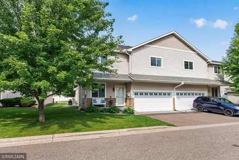 1289 County Road D Cir E #A, Saint Paul, MN 55109