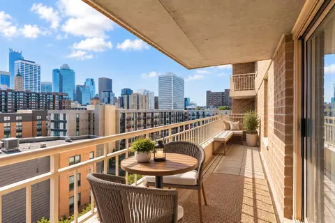 401 S 1st St #720, Minneapolis, MN 55401