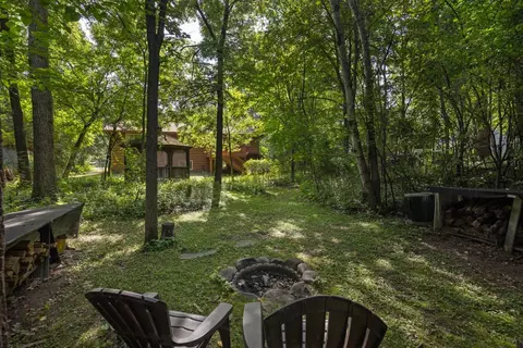 Exterior - 135 Pleasant Ln E, Excelsior, MN 55331 photo 5 of 6