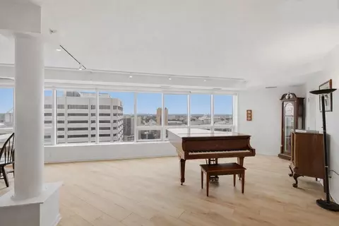 168 6th St E #3101, Saint Paul, MN 55101