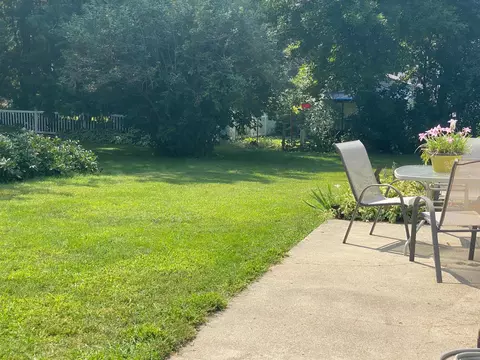 Exterior - 708 8th St SW, Willmar, MN 56201 photo 6 of 8