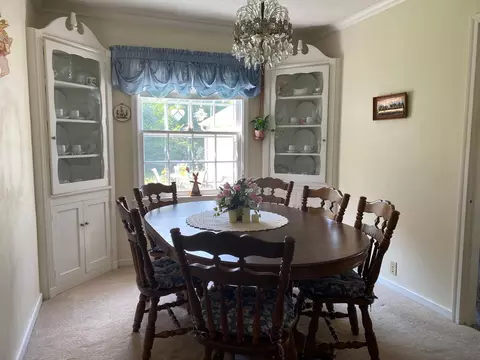 Dining - 708 8th St SW, Willmar, MN 56201 photo 1 of 3