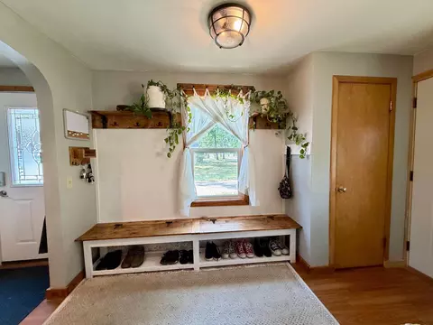 Entry Way - 5648 Fairview Rd, Baxter, MN 56425 photo 3 of 7