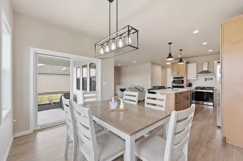 Dining - 102 Annies Way, Mapleton, ND 58059 photo 2 of 2