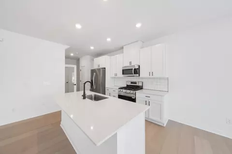 Kitchen - 3517 Trails End Cir, Eagan, MN 55123 photo 2 of 2