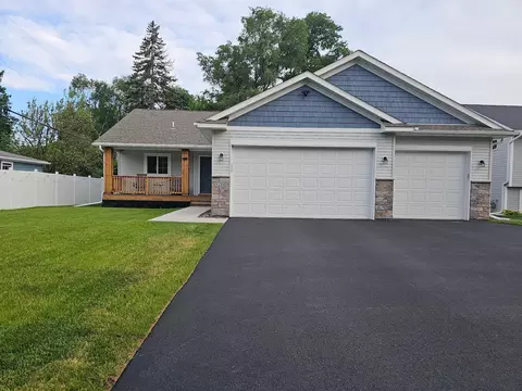 5201 49th Ave N, Crystal, MN 55429