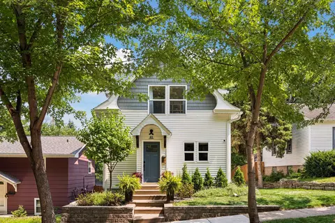 41 Russell Ave S, Minneapolis, MN 55405