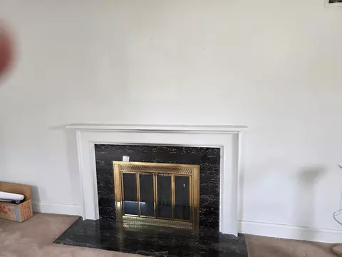 Living - 720 Main St, Winona, MN 55987 photo 4 of 5
