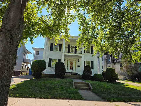 Exterior - 720 Main St, Winona, MN 55987 photo 2 of 3