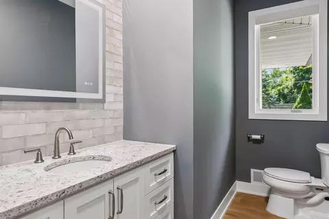 Bath - 2 Maclynn Rd, Excelsior, MN 55331 photo 1 of 7