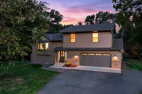 26120 Galen Dr, Wyoming, MN 55092