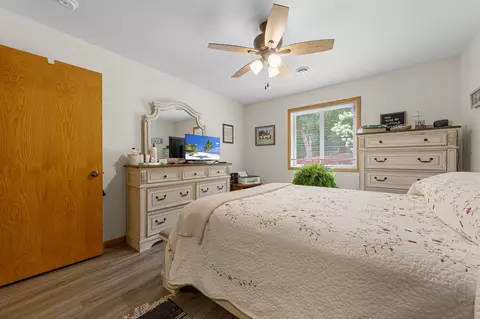 Bedroom - 1715 Crystal Ln, Faribault, MN 55021 photo 2 of 3