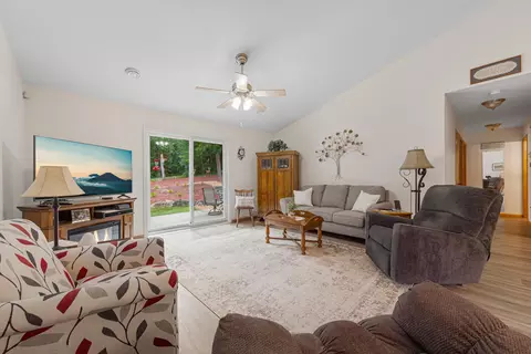 Living - 1715 Crystal Ln, Faribault, MN 55021 photo 3 of 3