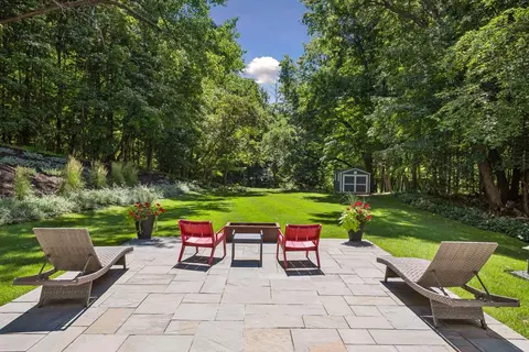 Exterior - 20575 Manor Rd, Shorewood, MN 55331 photo 6 of 19