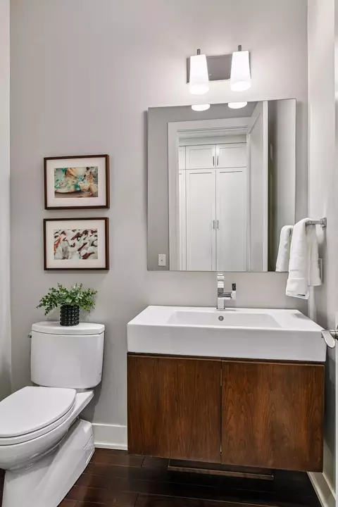 Bath - 20575 Manor Rd, Shorewood, MN 55331 photo 1 of 9