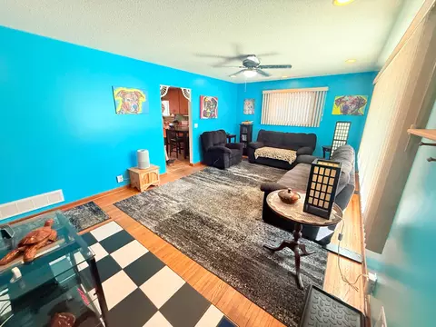 2055 English St, Maplewood, MN 55109