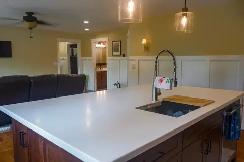 Kitchen - 9312 Lone Oak Cir, Brainerd, MN 56401 photo 2 of 4