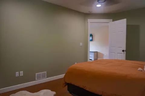 Bedroom - 9312 Lone Oak Cir, Brainerd, MN 56401 photo 2 of 4