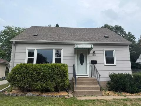 4849 E Upland Crst, Columbia Heights, MN 55421