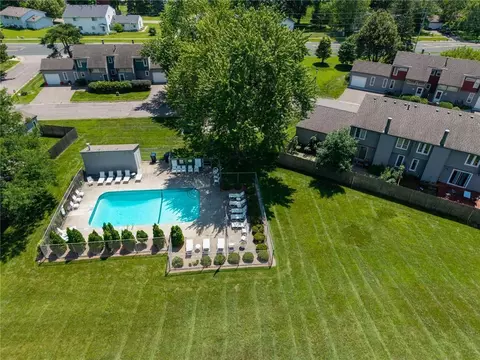 3780 Red Robin Ln, Eagan, MN 55122 photo 3