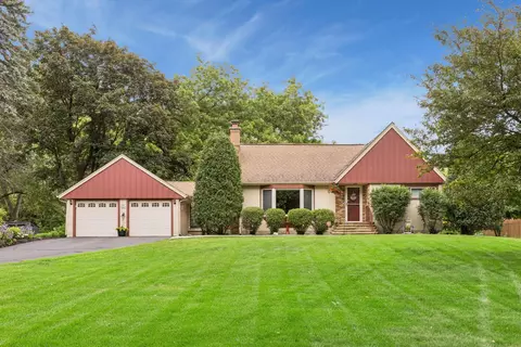 3240 Lilac Dr N, Golden Valley, MN 55422