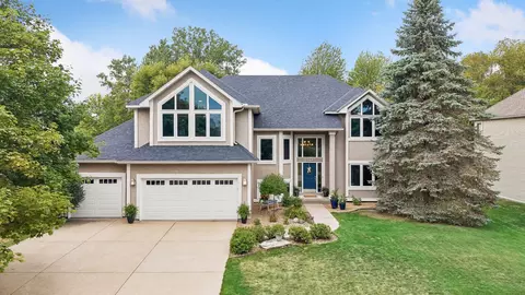 8053 Enclave Bay Bay, Woodbury, MN 55125