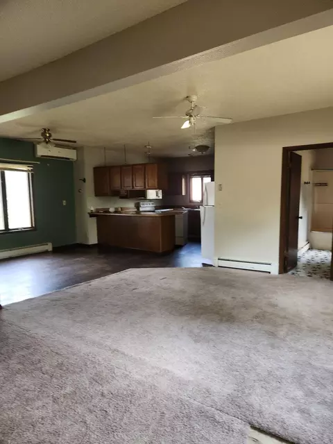 Living - 205 9th Ave E, Lisbon, ND 58054 photo 2 of 4