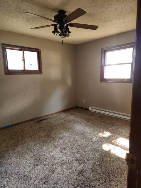 Bedroom - 205 9th Ave E, Lisbon, ND 58054 photo 2 of 5