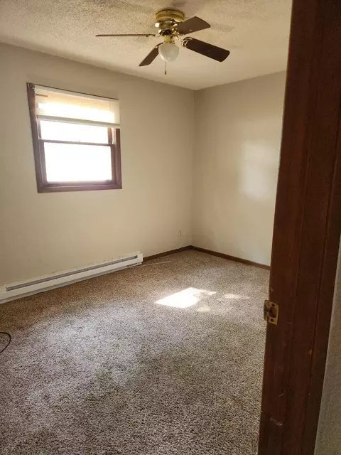 Bedroom - 205 9th Ave E, Lisbon, ND 58054 photo 1 of 5