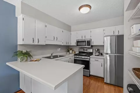 Kitchen - 1595 Four Oaks Rd, Eagan, MN 55121 photo 1 of 3