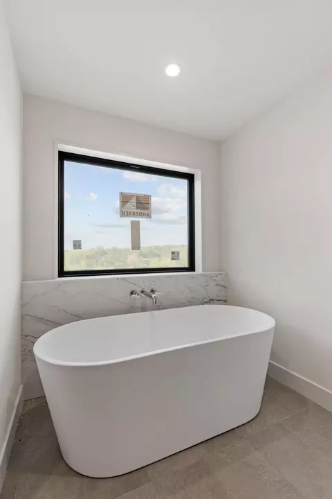 Bath - 6200 Town Hall Dr, Greenfield, MN 55357 photo 7 of 10