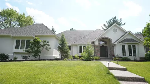 10725 Purdey Rd, Eden Prairie, MN 55347