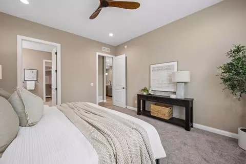 Bedroom - 9977 Jack Pine Ln, Corcoran, MN 55340 photo 2 of 5