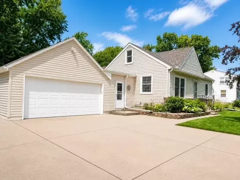 4917 Abbott Ave N, Brooklyn Center, MN 55429