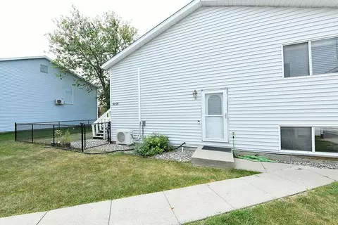 Exterior - 3159 17th St S #B, Fargo, ND 58103 photo 1 of 2