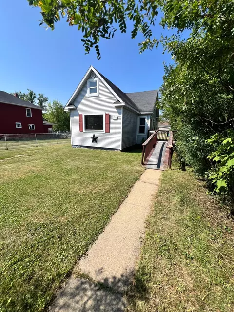 Exterior - 211 Ethel St, Marble, MN 55764 photo 1 of 2