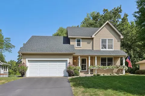 10420 49th Ave N, Plymouth, MN 55442