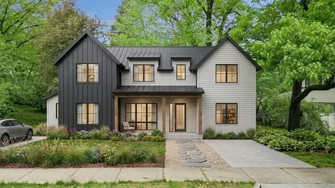 2740 Thomas Ave S, Minneapolis, MN 55416