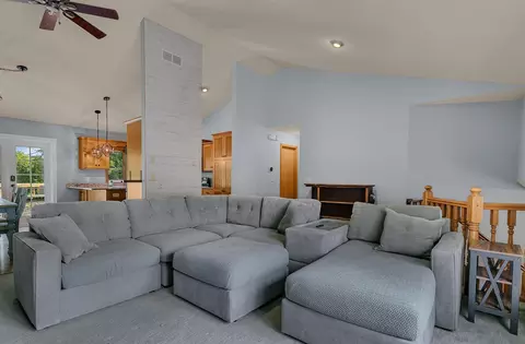 Living - 2236 232nd St, Saint Augusta, MN 56301 photo 5 of 5