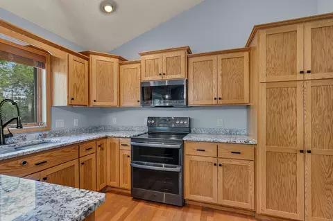 Kitchen - 2236 232nd St, Saint Augusta, MN 56301 photo 2 of 3