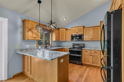 Kitchen - 2236 232nd St, Saint Augusta, MN 56301 photo 3 of 3