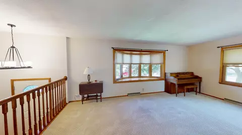 Living - 902 3rd Ave S, Albert Lea, MN 56007 photo 3 of 3
