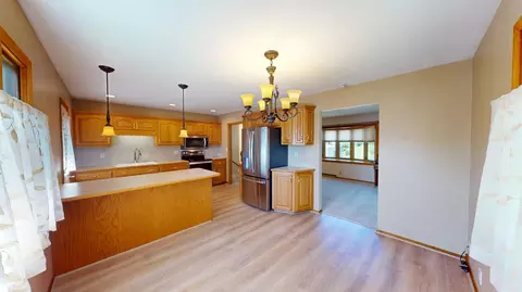 Kitchen - 902 3rd Ave S, Albert Lea, MN 56007 photo 4 of 4