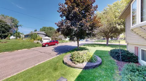 Exterior - 902 3rd Ave S, Albert Lea, MN 56007 photo 3 of 7