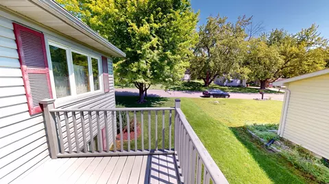 Exterior - 902 3rd Ave S, Albert Lea, MN 56007 photo 5 of 7