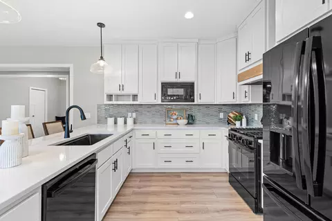 Kitchen - 21936 Willys St NE, Cedar, MN 55011 photo 3 of 4