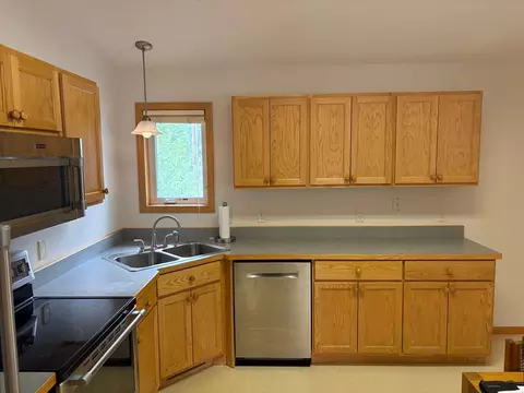 Kitchen - 6584 Mary St, Baxter, MN 56425 photo 2 of 2