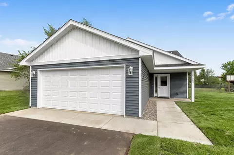 24289 Forest View Cir, Saint Augusta, MN 56301