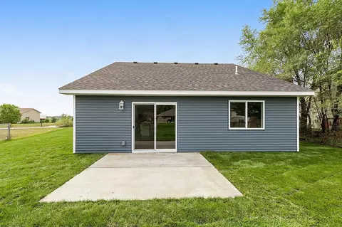 Exterior - 24289 Forest View Cir, Saint Augusta, MN 56301 photo 2 of 4
